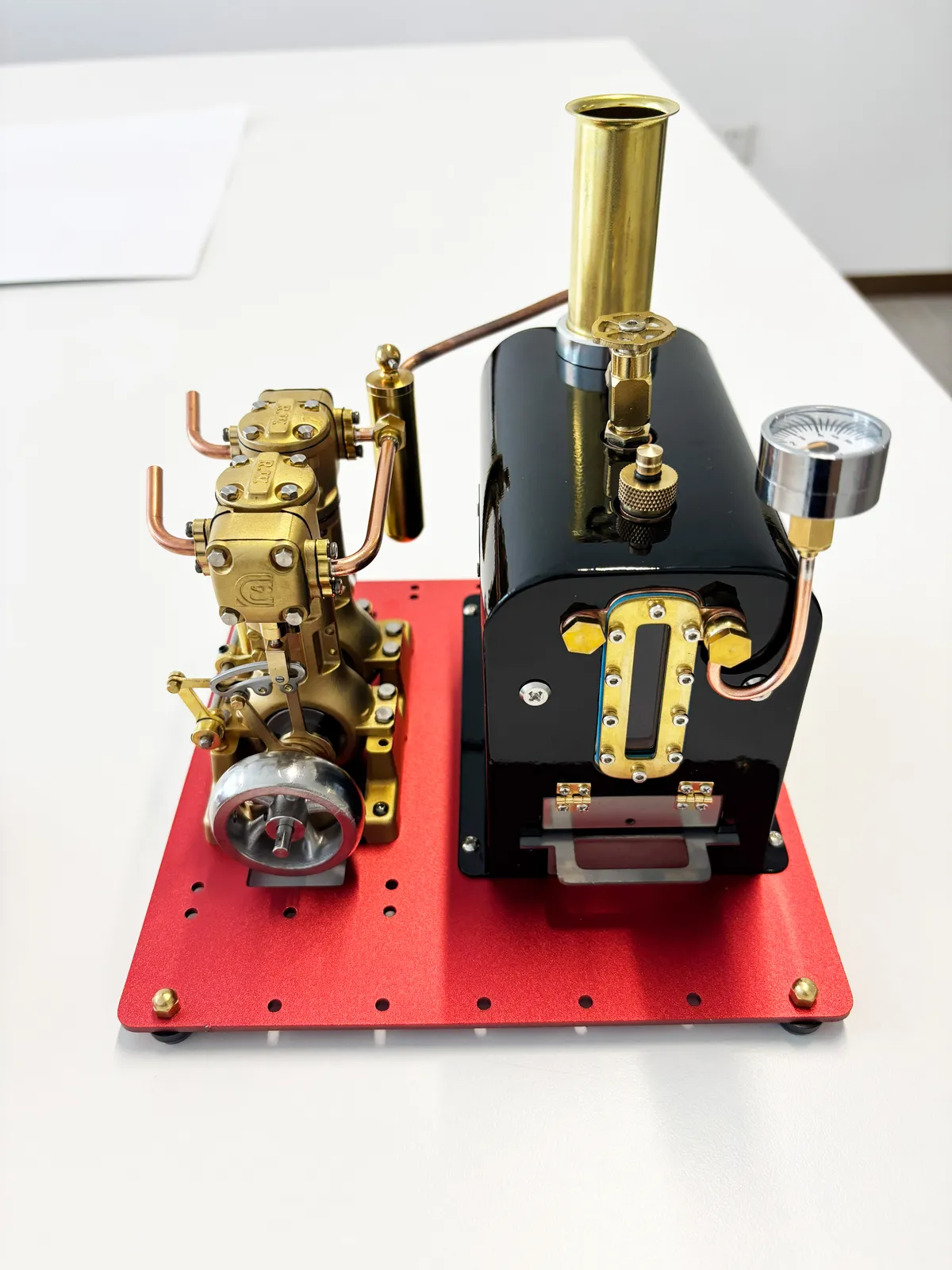 Rocking Whale BL2 model steam engine